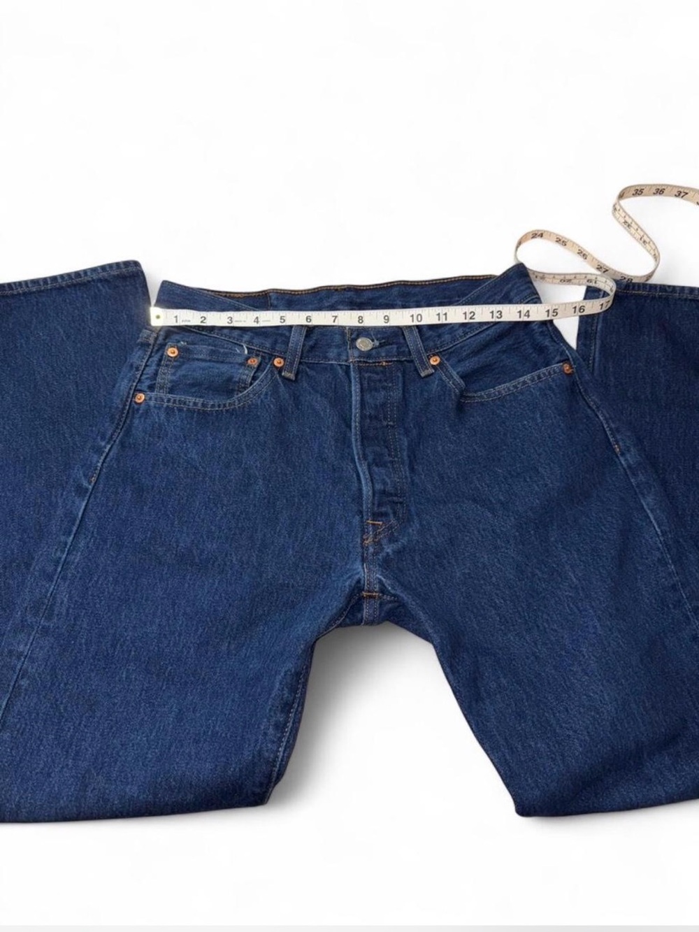 Levi's 501 Men’s Dark Blue Jeans with Tan Patch.
Size 32W 32L - Picture 5 of 9